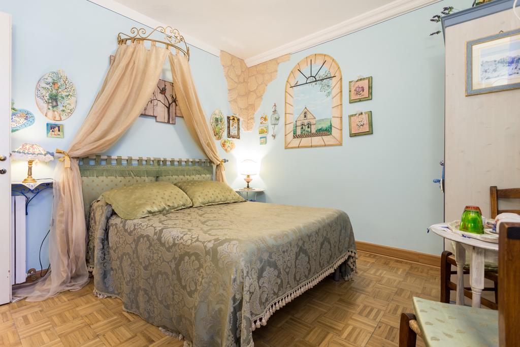 Bed And Breakfast A Casa Delle Fate Assisi Eksteriør bilde
