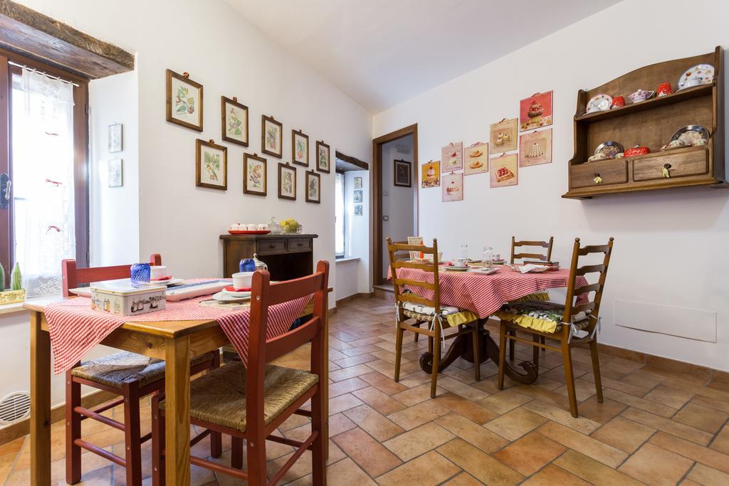 Bed And Breakfast A Casa Delle Fate Assisi Rom bilde
