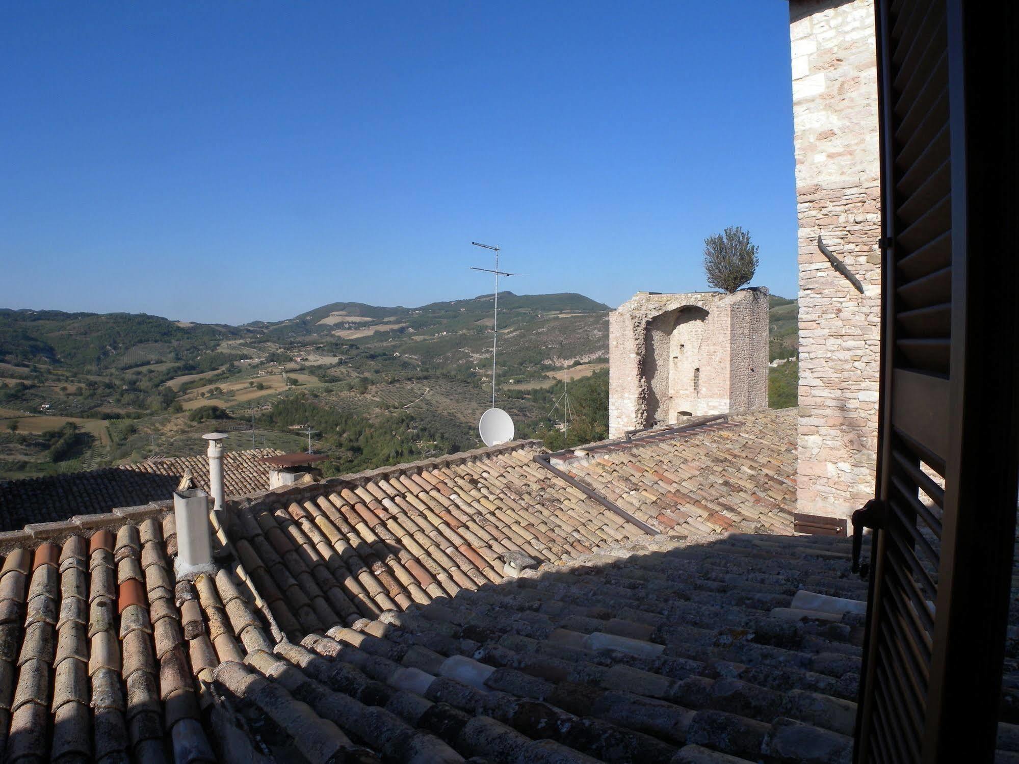 Bed And Breakfast A Casa Delle Fate Assisi Eksteriør bilde