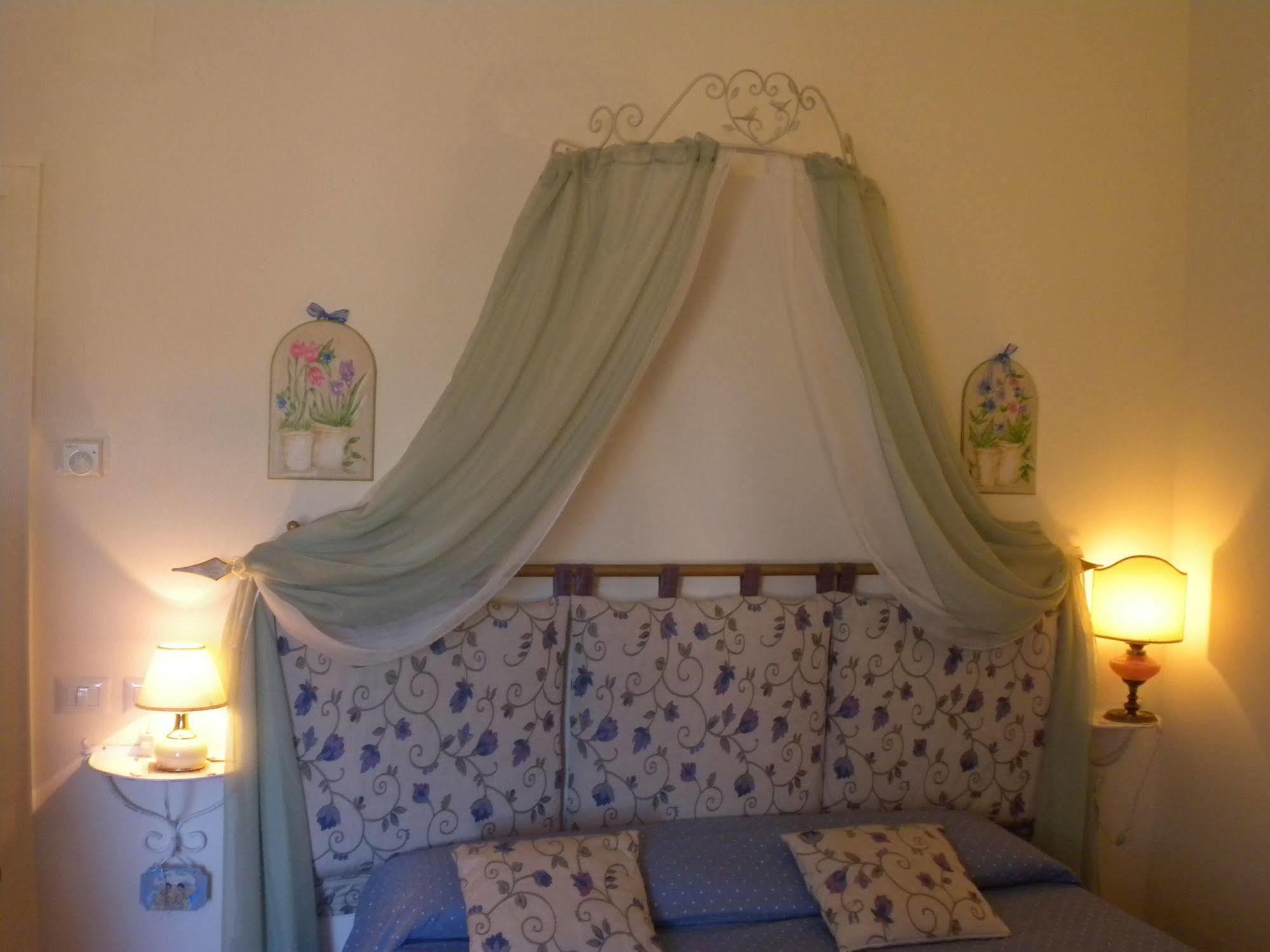 Bed And Breakfast A Casa Delle Fate Assisi Eksteriør bilde